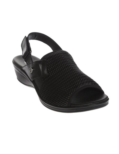 Sandalia Comfort Fit con diseño corte láser en SB